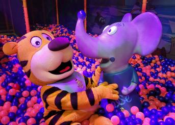 Besuch der Maus im Kiddy Dome