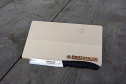 Holzbrett und Käsemesser Set