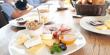 Grosses Sennenbrunch-Buffet in der Emmentaler Schaukäserei immer sonntags